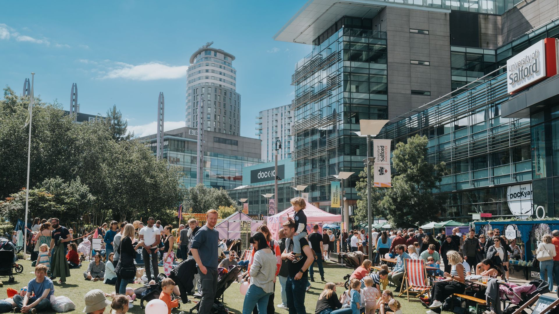 WE INVENTED THE WEEKEND IS BACK! THE UK’S ONLY FESTIVAL OF FREE TIME ANNOUNCES FULL PROGRAMME