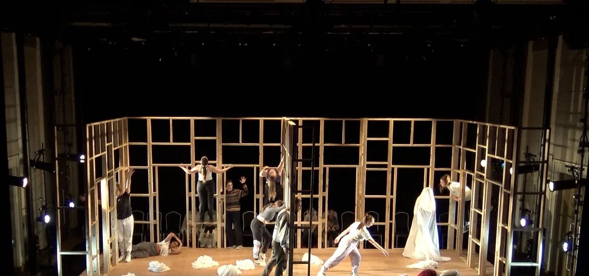 Reckless Sleepers: Binary Opposition