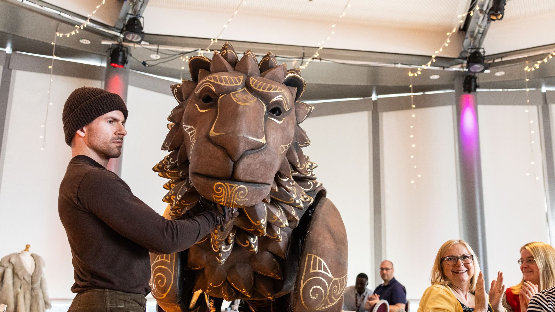 ASLAN MAKES EARLY APPEARANCE IN SALFORD TO MARK COUNTDOWN TO FESTIVE RUN OF HIT WEST END SHOW THE LION, THE WITCH AND THE WARDROBE