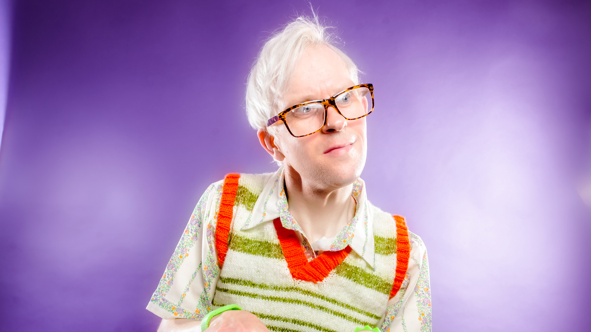 'THAT' Gay Autistic Keyboard Tanktop Comedy Guy!