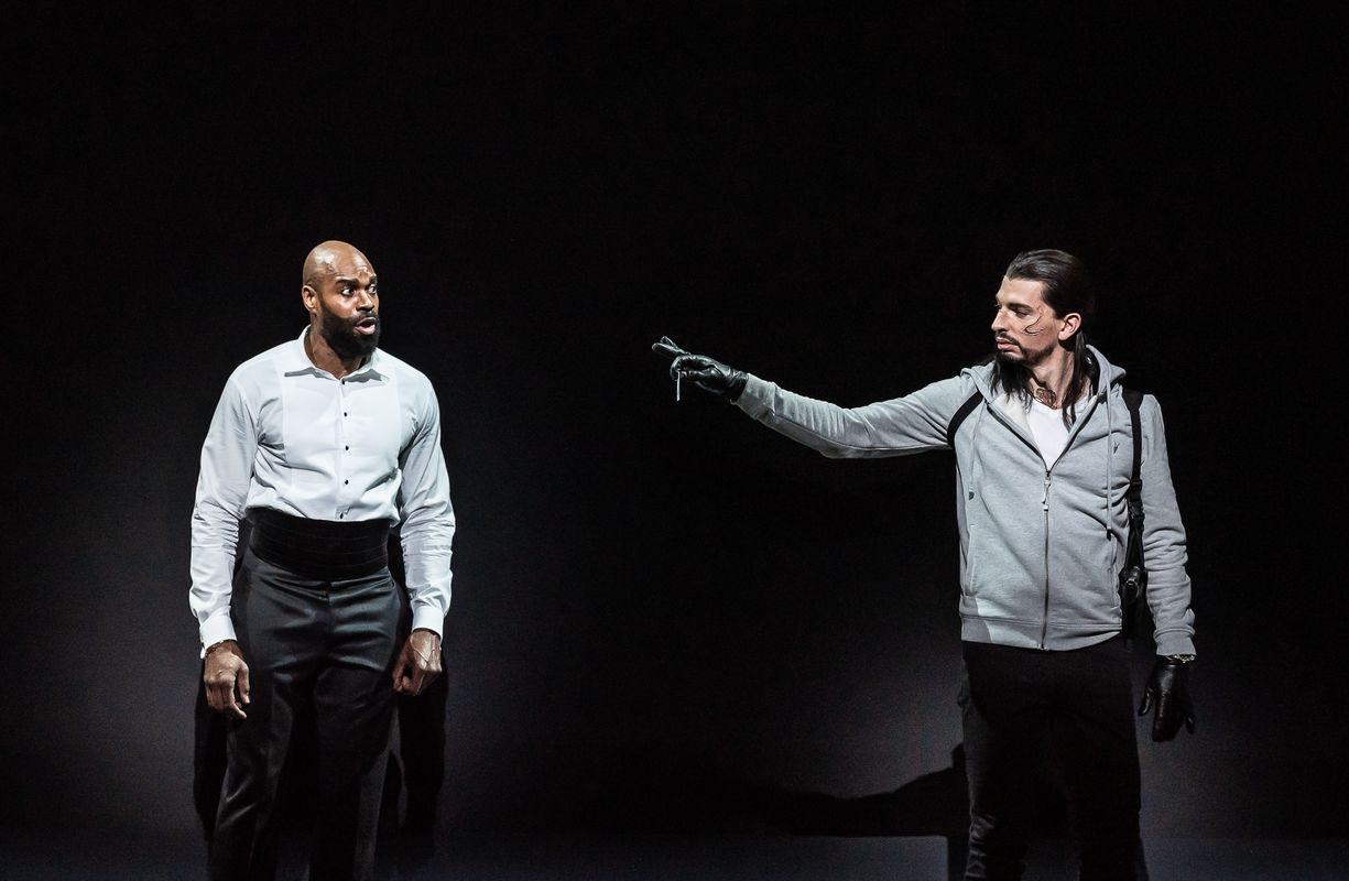 Eric Greene as Rigoletto and Callum Thorpe as Sparafucile