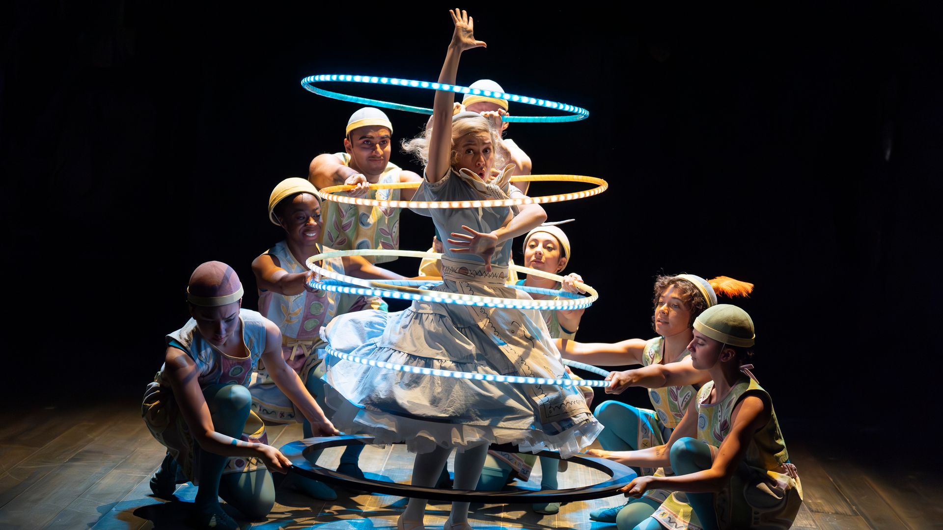 FESTIVE SEASON 2027 - THE CELEBRATED NATIONAL THEATRE PRODUCTION OF BALLET SHOES COMING TO LOWRY FROM 8 DECEMBER 2027 TO 2 JANUARY 2028 AS PART OF MAJOR UK TOUR STARRING ANTON DU BEKE