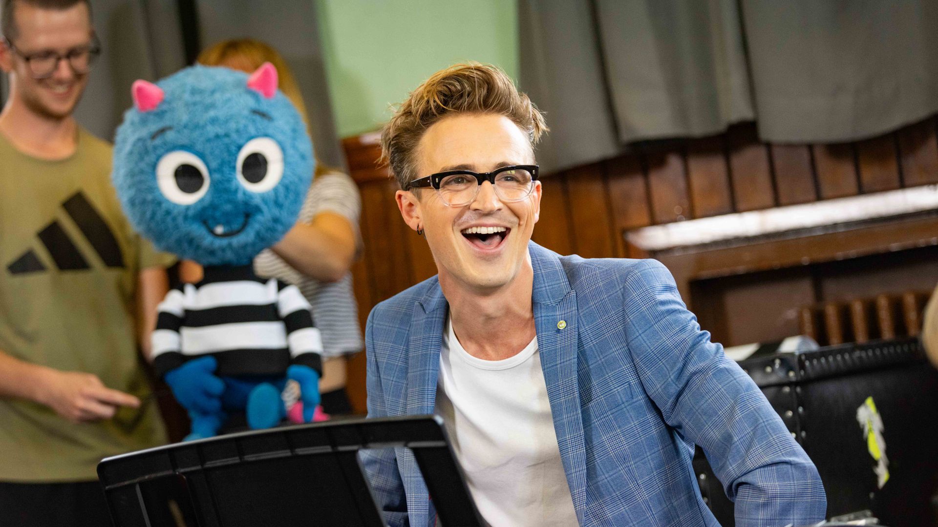 TOM FLETCHER’S THERE’S A MONSTER IN YOUR SHOW COMES TO LOWRY AS PART OF UK THEATRE TOUR